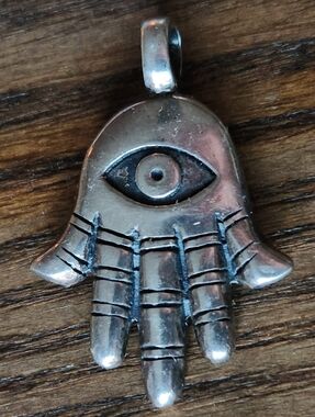 Vinatge 925 Sterling Silver Ureten Hamsa Evil Eye Pendant